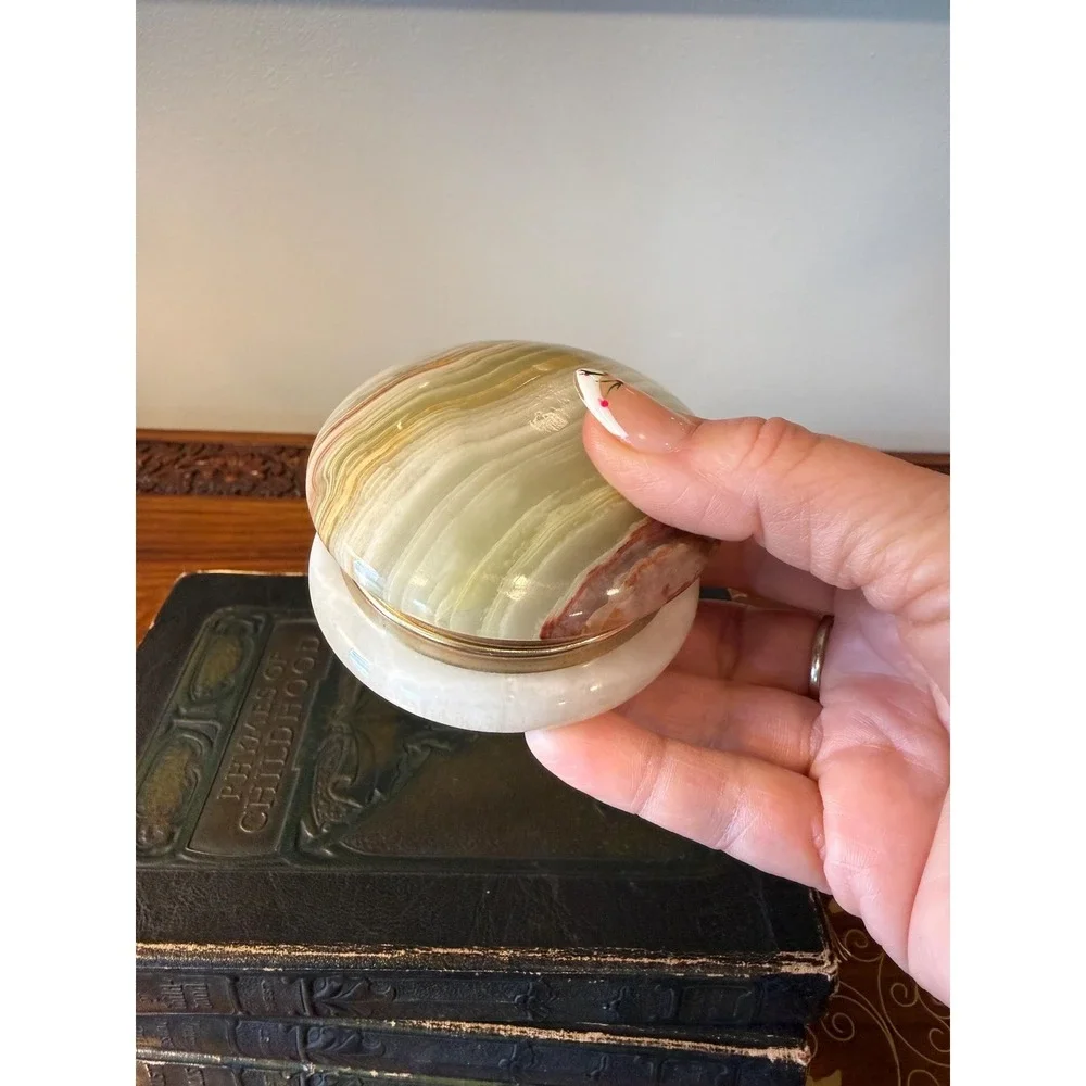 Vintage‎ Onyx Jewelry Box - Small Round Stone Trinket Box